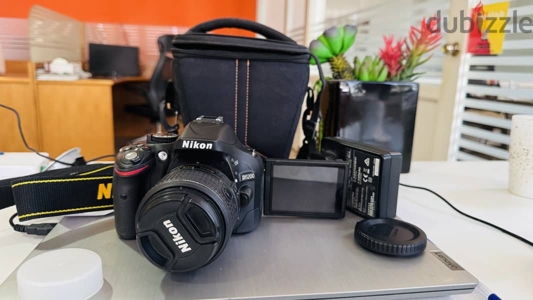 Nikon camera ( same like new) 1