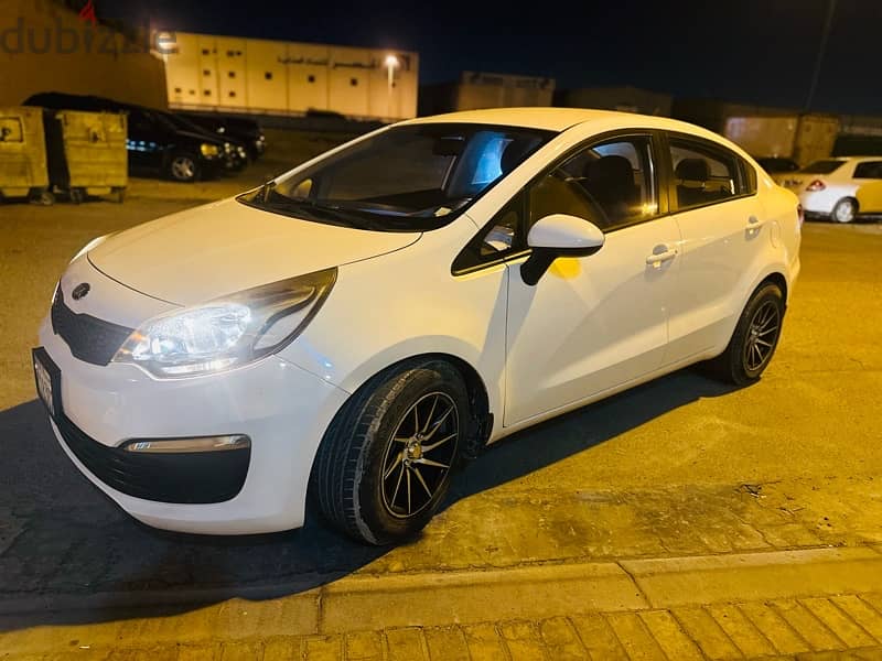 KIA RIO 2017 - 0 Owner - Filipino Family Car 2