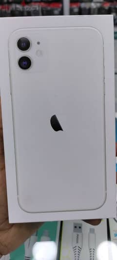 iphone 11 128gb slightly used