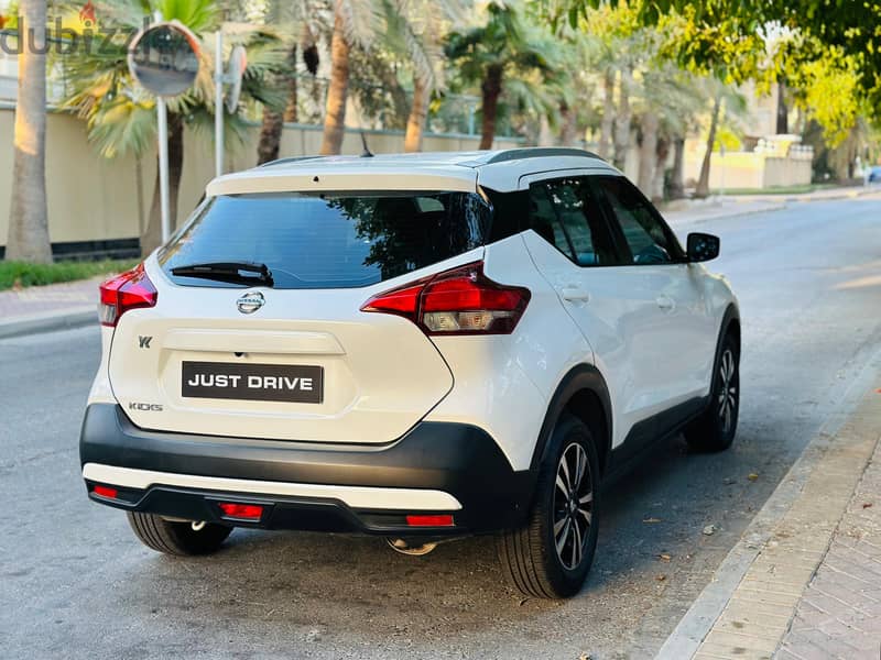 Nissan Kicks 2019 MODEL 6