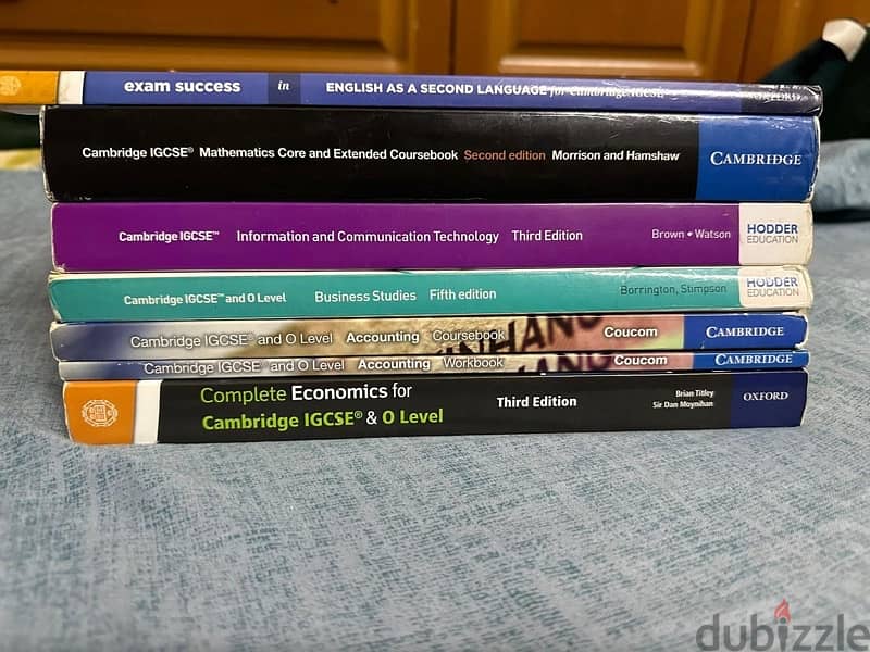 IGCSE COMMERCE TEXTBOOK + ICT & SECOND LANGUAGE ENGLISH 4