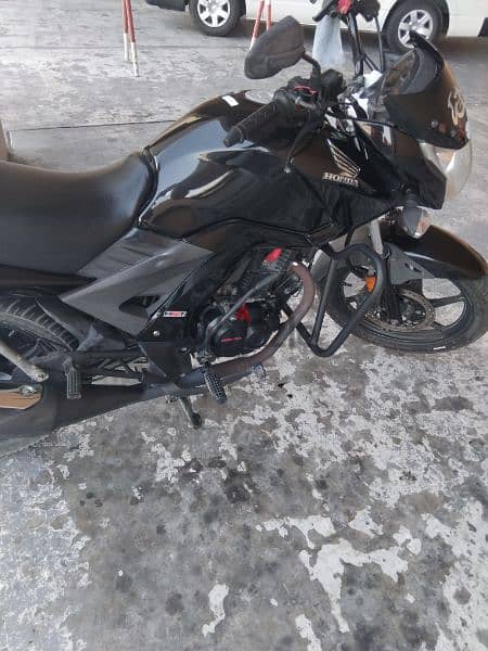 Urgent sell
Emergency
Good condition  
Model:2021 3