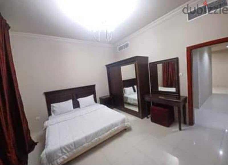 1 bed space available in juffair 7