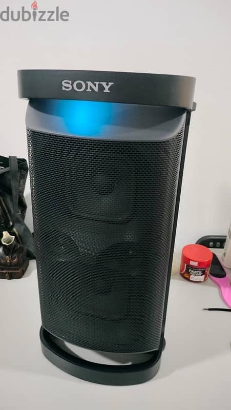 sony portable  speaker 1