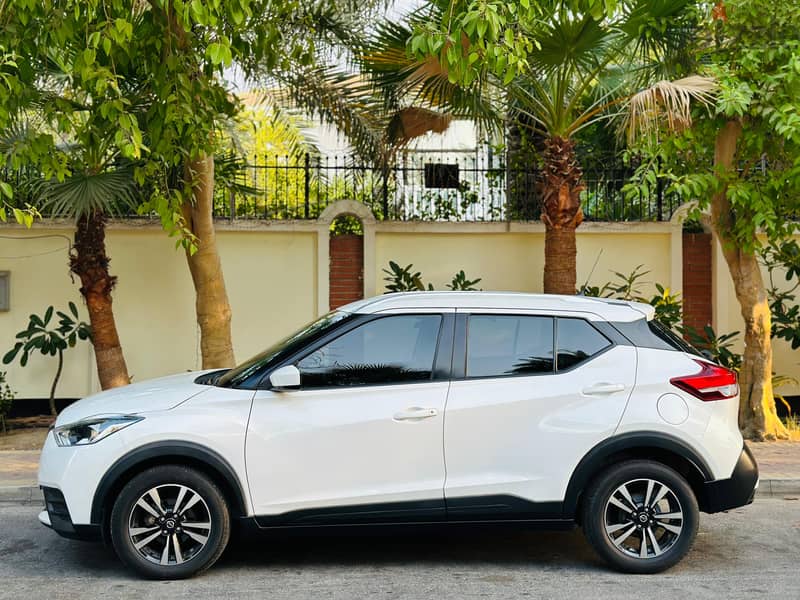 Nissan Kicks 2019 MODEL 2