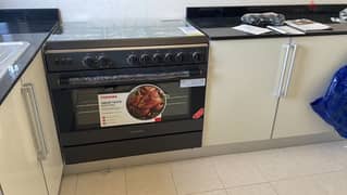 BRAND NEW TOSHIBA GAS OVEN