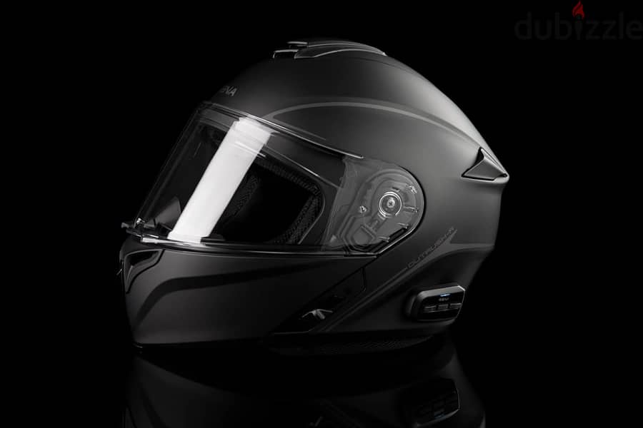 Sena Outrush R Bluetooth Helmet Medium Size 2