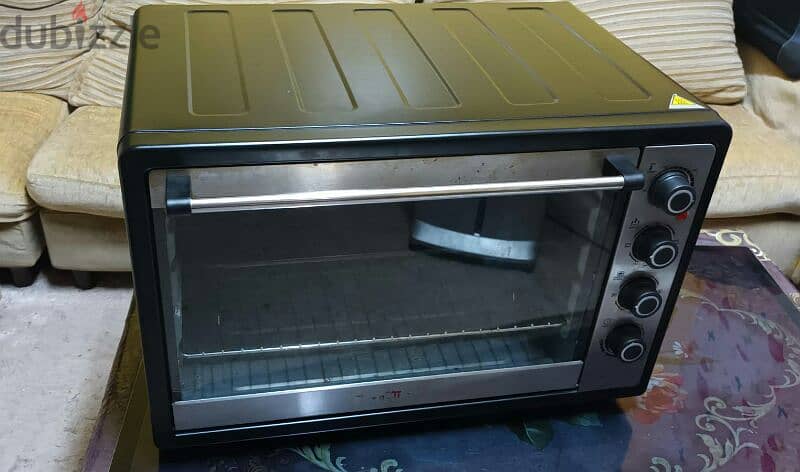 MEEUMIX ELECTRIC OVEN 2200 WATTS 2