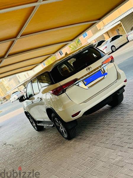 TOYOTA FORTUNER 2019 SINGLES OWNERSHIP & NON ACCIDENT CAR FOR SALE 3