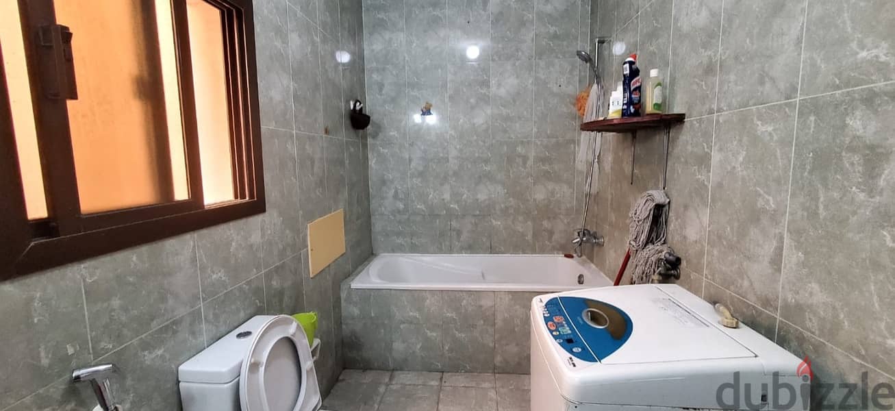 Spacious Room for Rent - Um Al Hasam 3