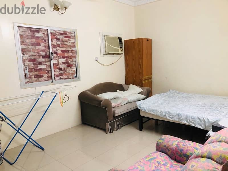 Furnished Room Available for Executive Bachelor 0