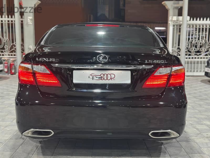 Lexus LS-Series 2012 460 L 9