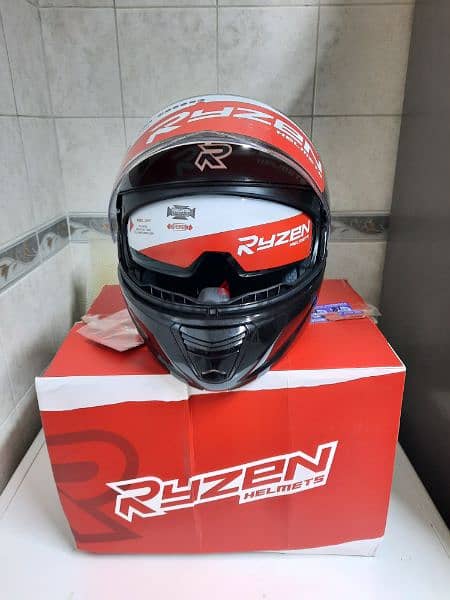 helmet brand new 4