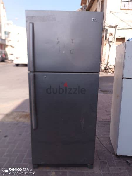 fridge for sale 30;bd with out dlivery if with dlivery 35 last 0