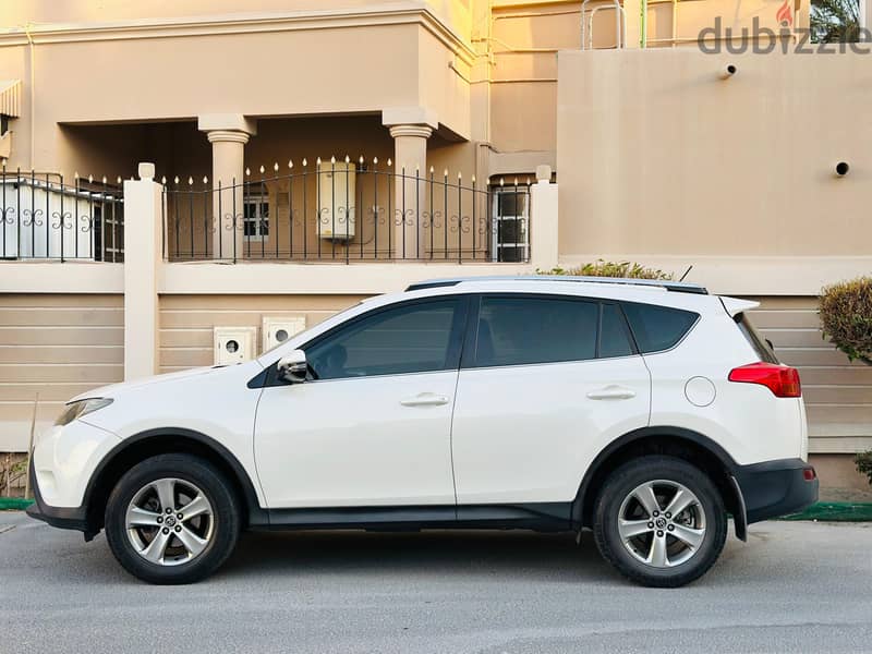 Toyota Rav 4 2015 Model 3