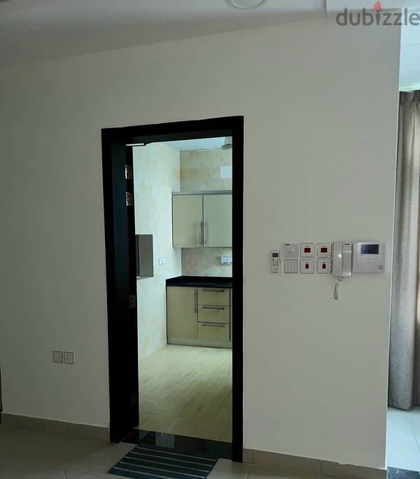 Flat for rent - behind Airport and nearby Busaiteen 5