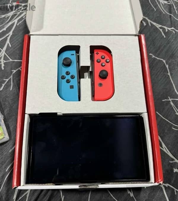 Nintendo Switch OLED 64GB 1