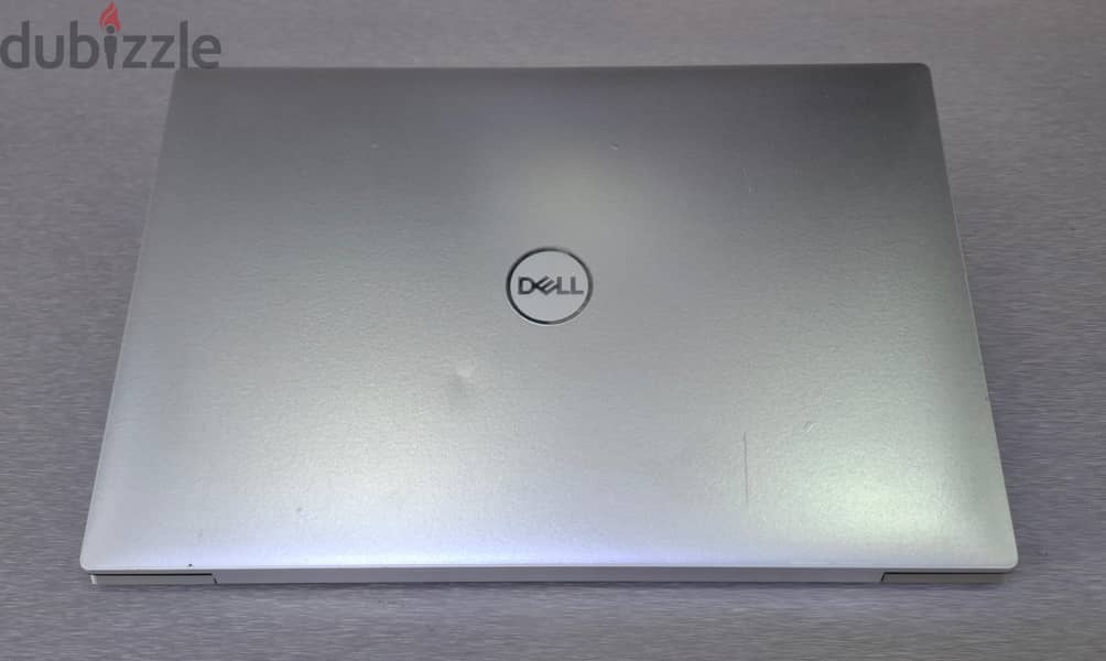 DELL XPS i7 10th Generation Touch Laptop 4K HDR 13.3" Touch LED 16 RAM 7