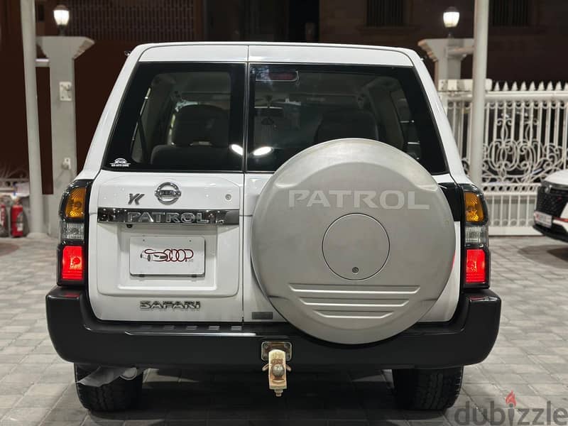 Nissan Patrol 2016 SAFARI 9