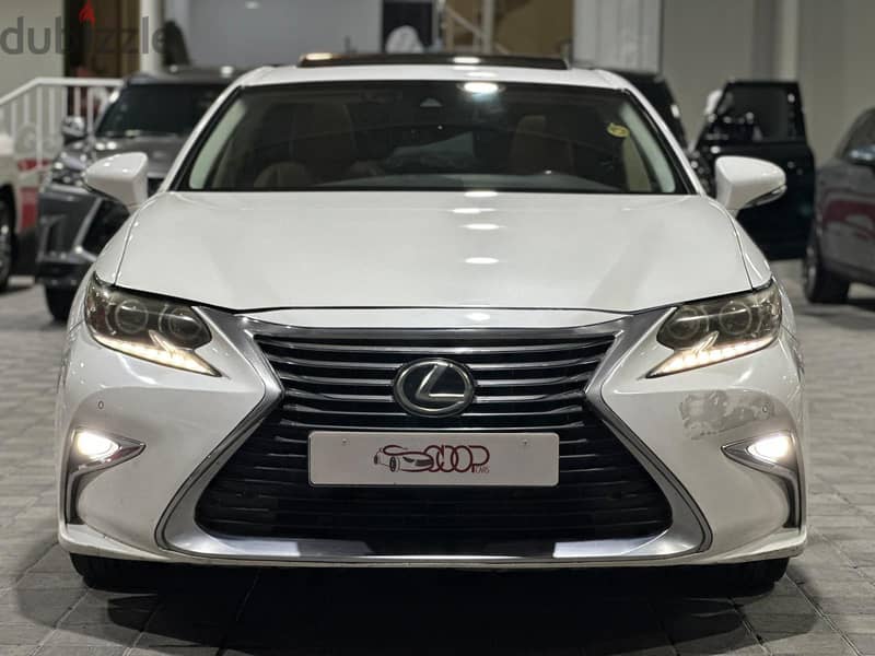 Lexus ES-Series 2017 350 1