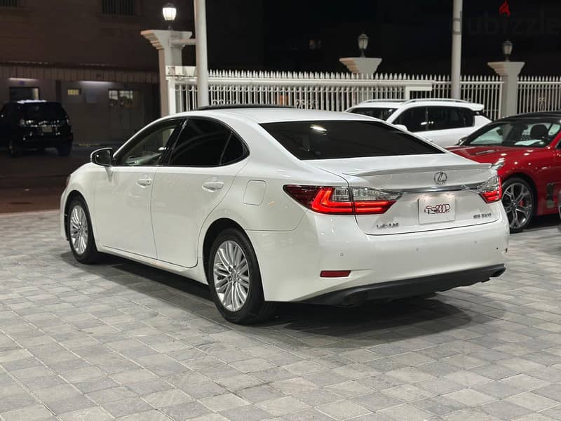 Lexus ES-Series 2017 350 10