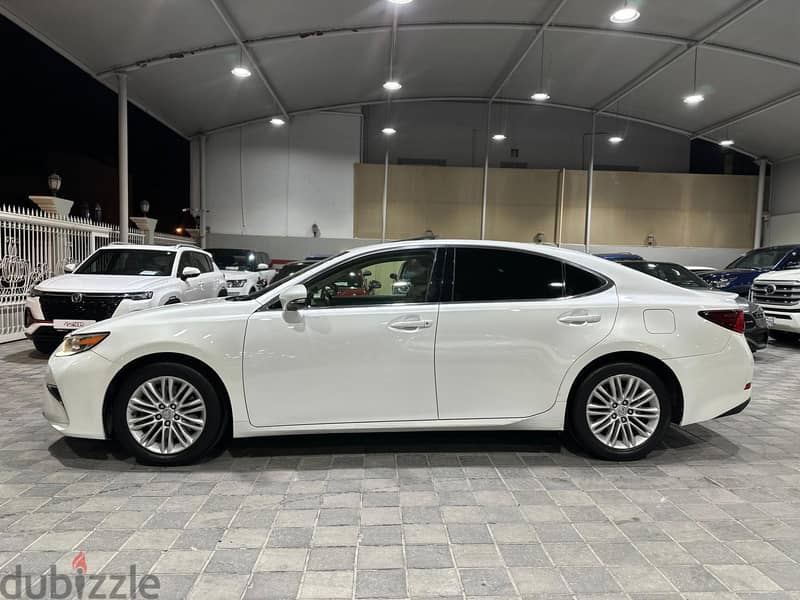 Lexus ES-Series 2017 350 11