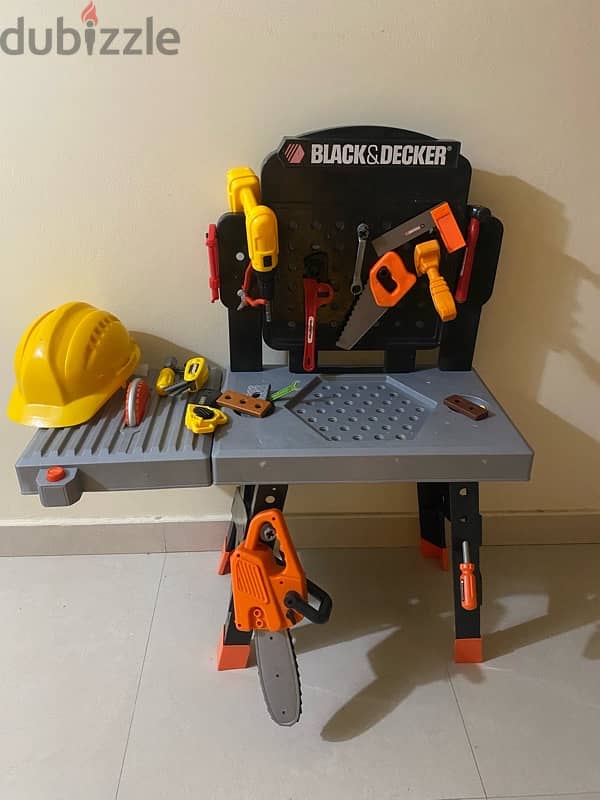 Black&Decker children battery operated carpentry set with full tools 5