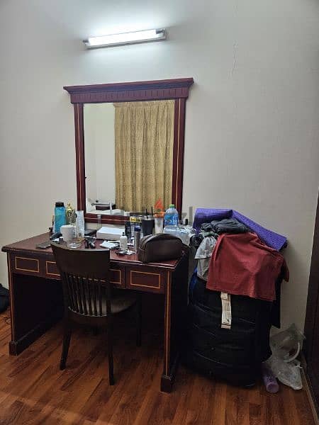 SPACIOUS ROOM FOR RENT 4