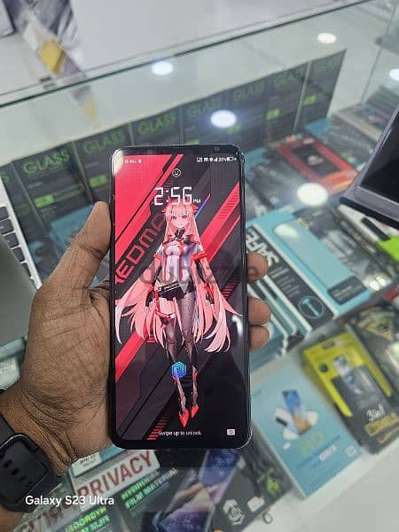 REDMAGIC GAMEING PHONE 16GB RAM 256GB . 165HZ REFRESH RATE 0