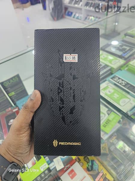 REDMAGIC GAMEING PHONE 16GB RAM 256GB . 165HZ REFRESH RATE 2