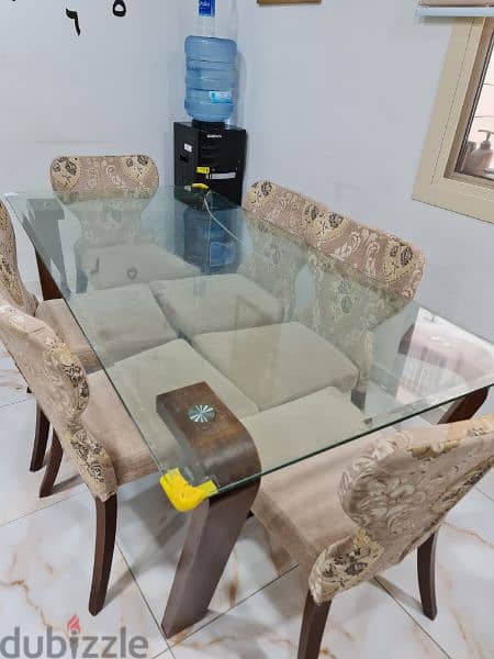 6 seater dining table 1