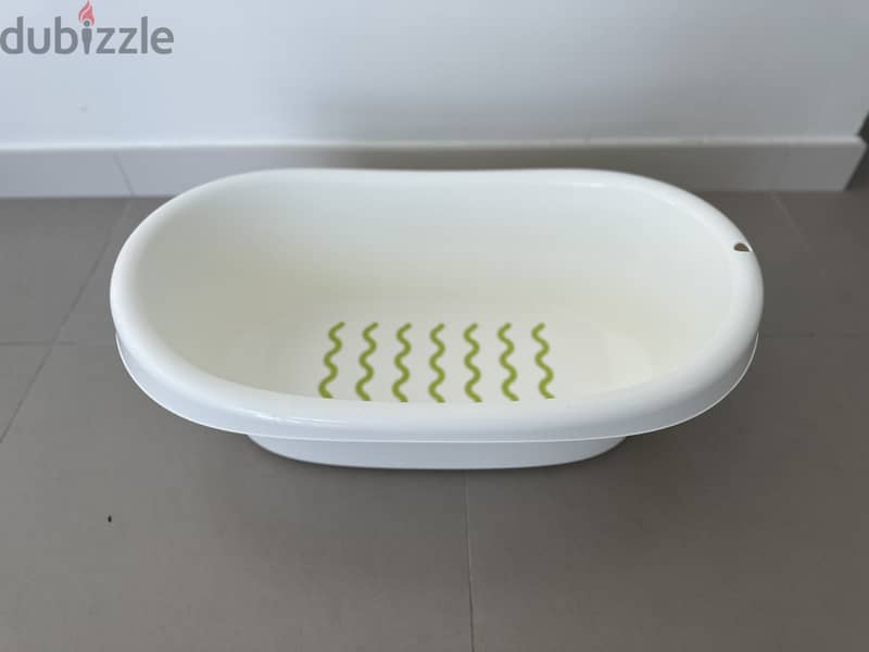 Bath tube with mattress 0