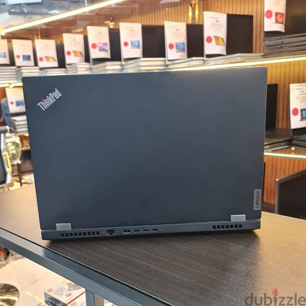 Lenovo ThinkPad p15 G2
Core i9-11th Gen 4