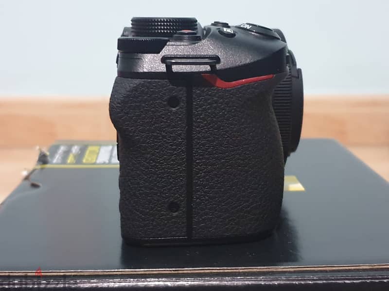 Nikon Z30 camera w/16-50mm kit lens 1