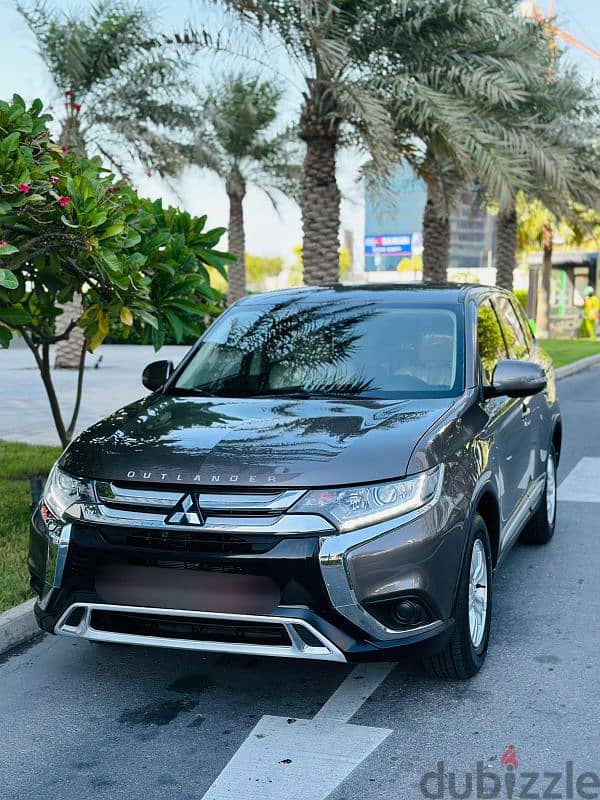 Mitsubishi Outlander 2020 model. Very Low Mileage driven SUV Jeep 0