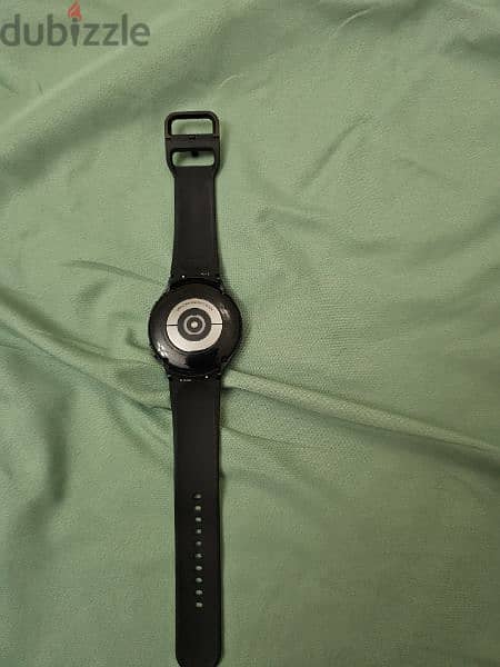 Samsung watch 4  with two straps and buds 2 pro neat condition 3