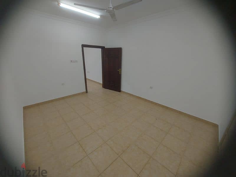 للايجار شقه في مدينه عيسى شامل For rent flat in Isa Town including ewa 6