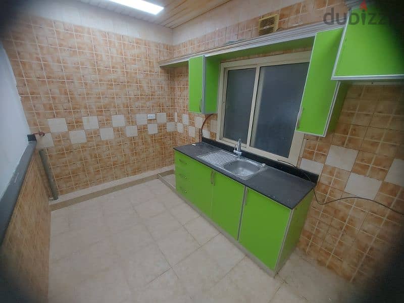 للايجار شقه في مدينه عيسى شامل For rent flat in Isa Town including ewa 9