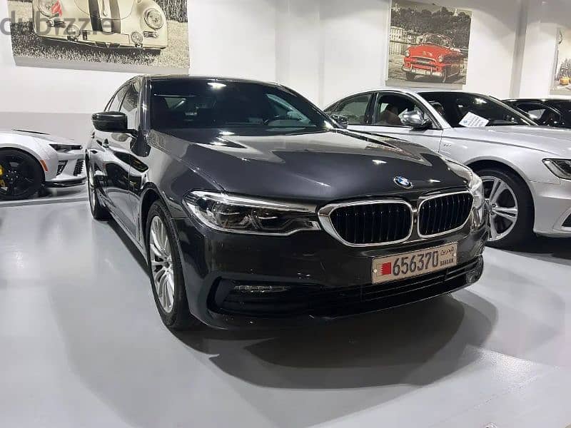 BMW 530i Sport Line 2017 Agent history 4 Cylinders 2.0L Turbocharged 1