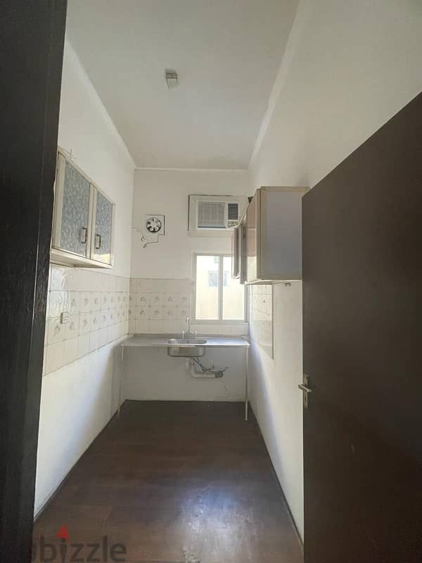 2 Bedroom Flat For Rent in Bukuwarah 7