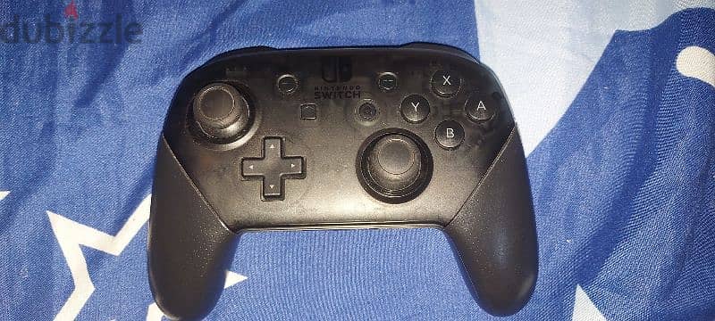 ORIGINAL NINTENDO SWITCH PRO CONTROLLER 0