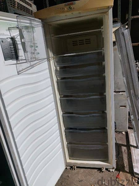 freezer for sale 25 bd 2