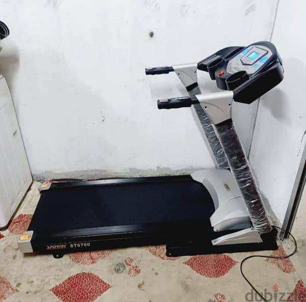 soprtek Heavy-duty Treadmill Still like new condition 3