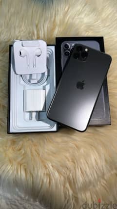 iPhone 11  pro max 256GB 0