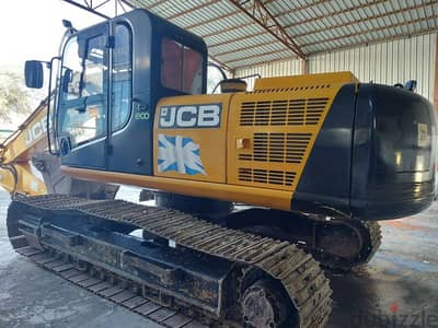 jcb excavater 2017 model very good condition