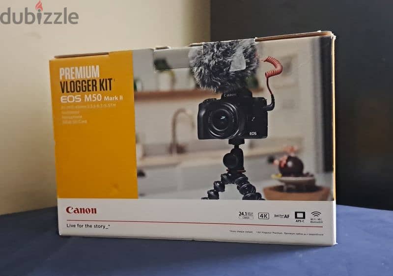 canon M50 mark 2 mirrorless camera+vloging kit,3 batterys and adapter 4