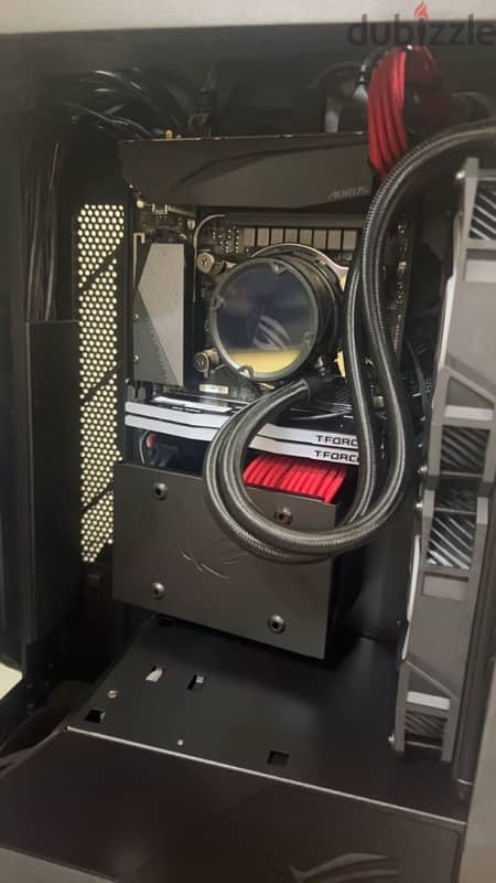 بيسي جديد مو مستخدم mini itx صغير بدون كرت 1