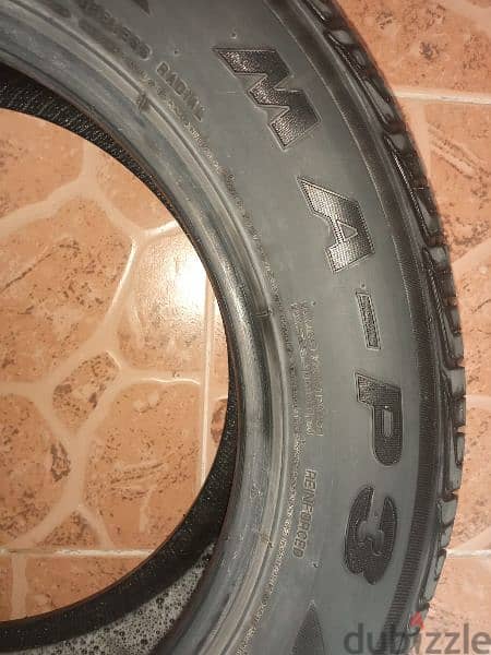 يوجد عدد تاير واحد مقاس 216/60R/16 بحاله ممتازه ونظيفه سعر ٥دينار 2