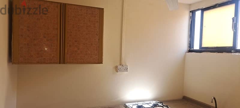 Flat 4 rent in isa town (Indian or Filipino family only ) 4