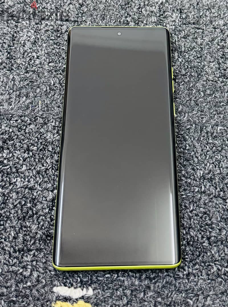 Motorola G85 edge 5G 12/256 4